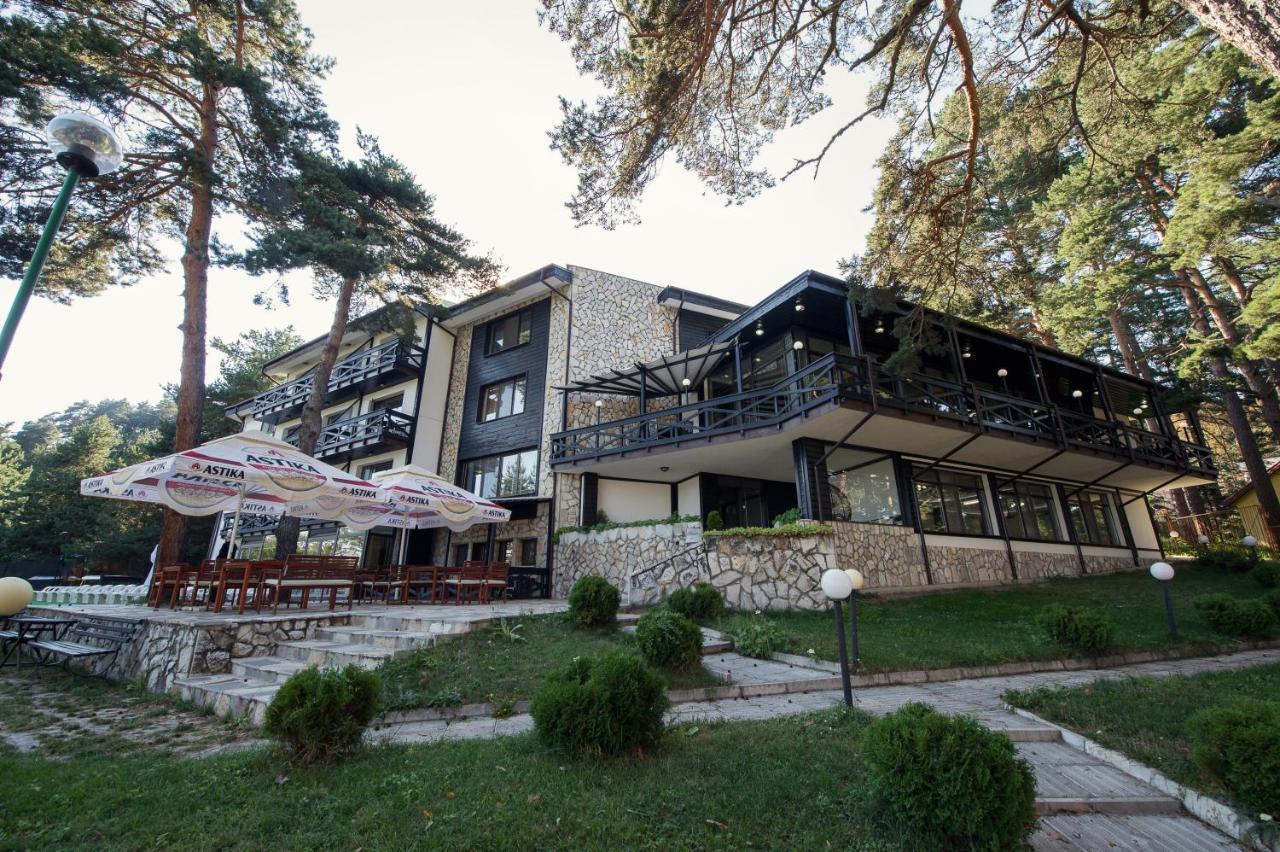 Family Hotel Hebar Batak Esterno foto