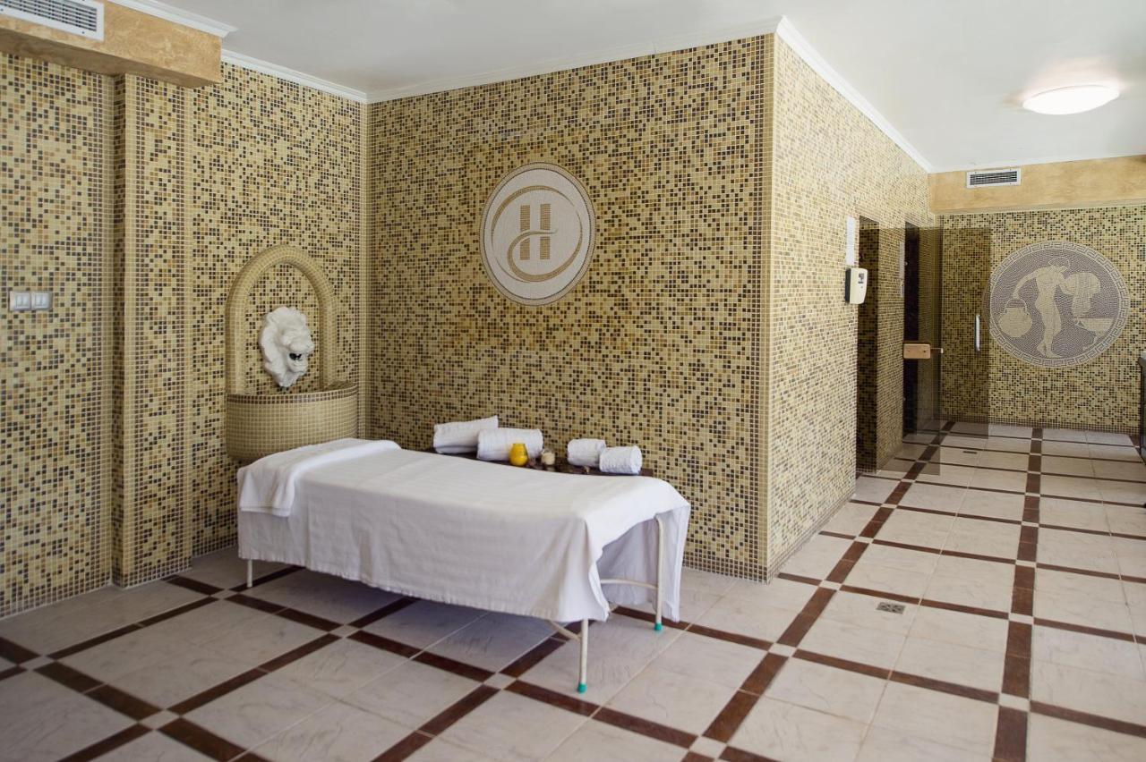 Family Hotel Hebar Batak Esterno foto