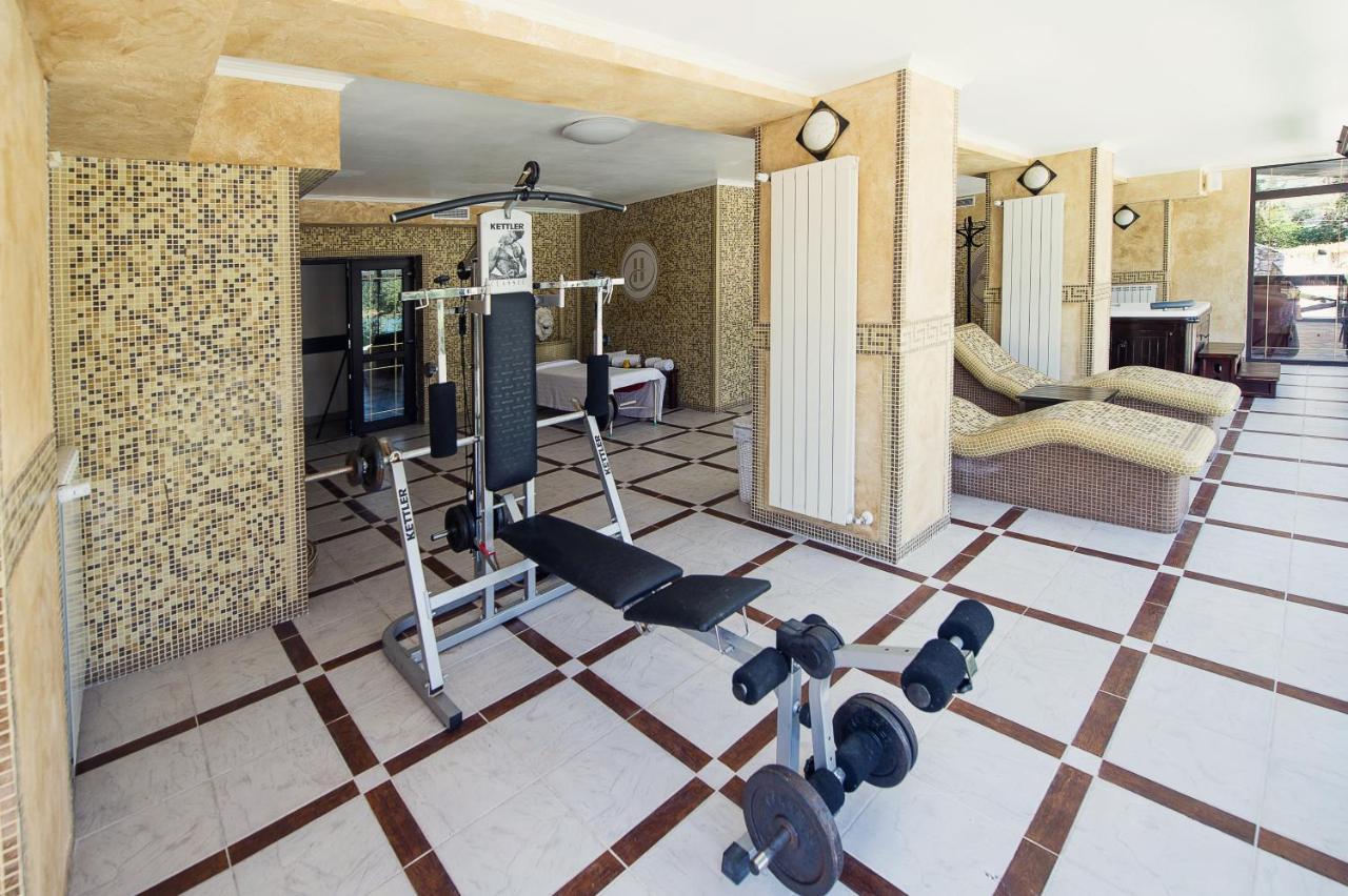 Family Hotel Hebar Batak Esterno foto