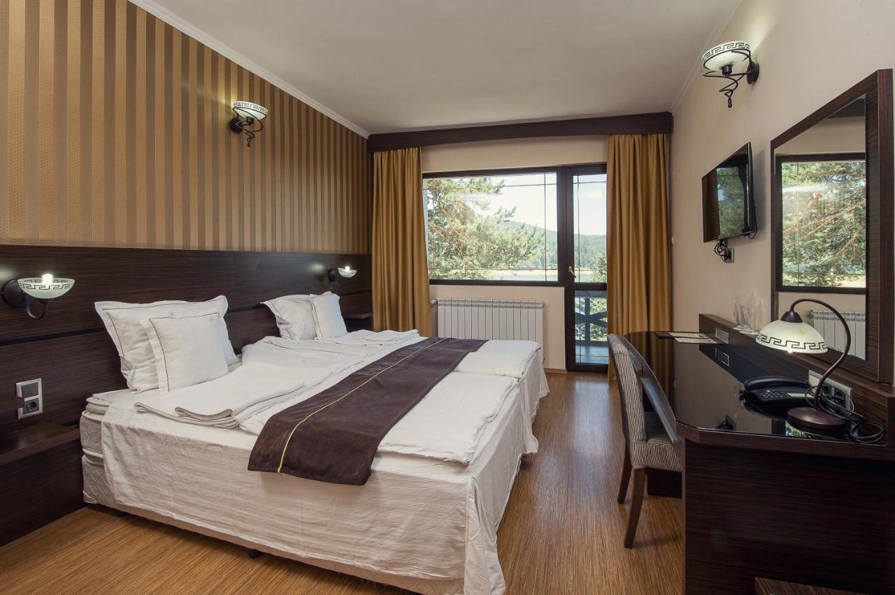 Family Hotel Hebar Batak Esterno foto